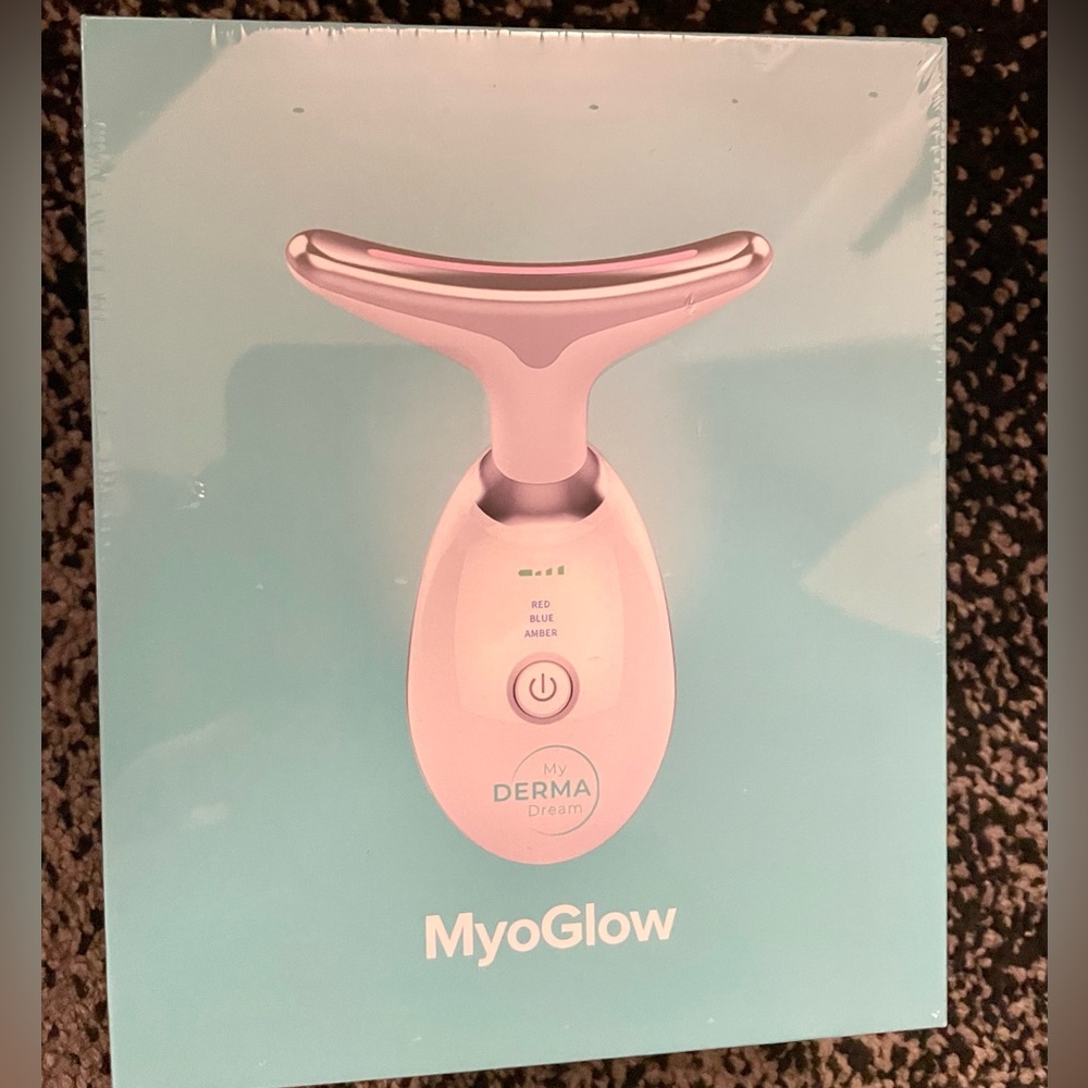 MyoGlow by My Derma Dream -Neck Lifting Device